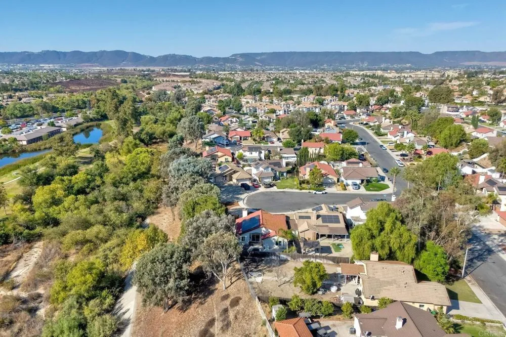 26030 Fox Run Ct Murrieta, CA 92563