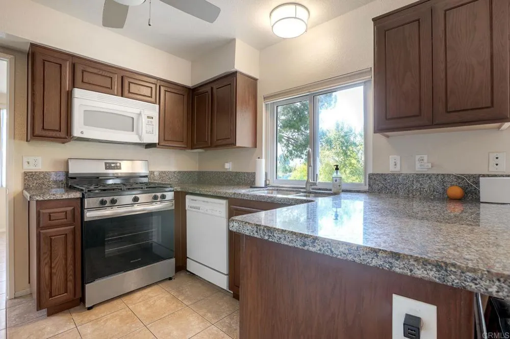 26030 Fox Run Ct Murrieta, CA 92563