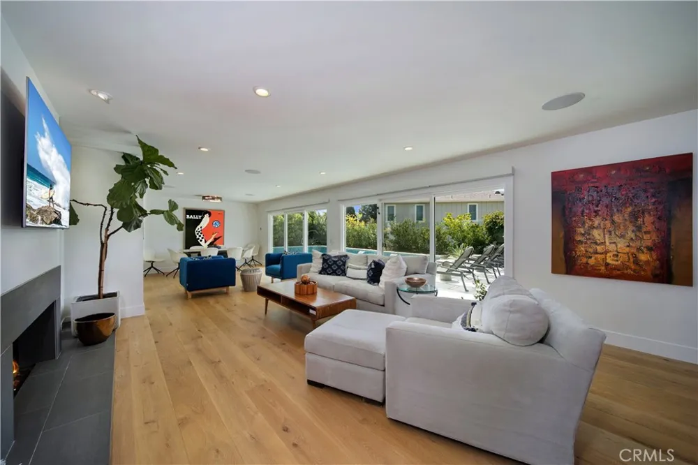 927 Bellis Street Newport Beach, CA 92660
