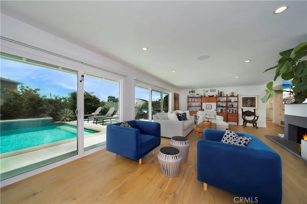 927 Bellis Street Newport Beach, CA 92660