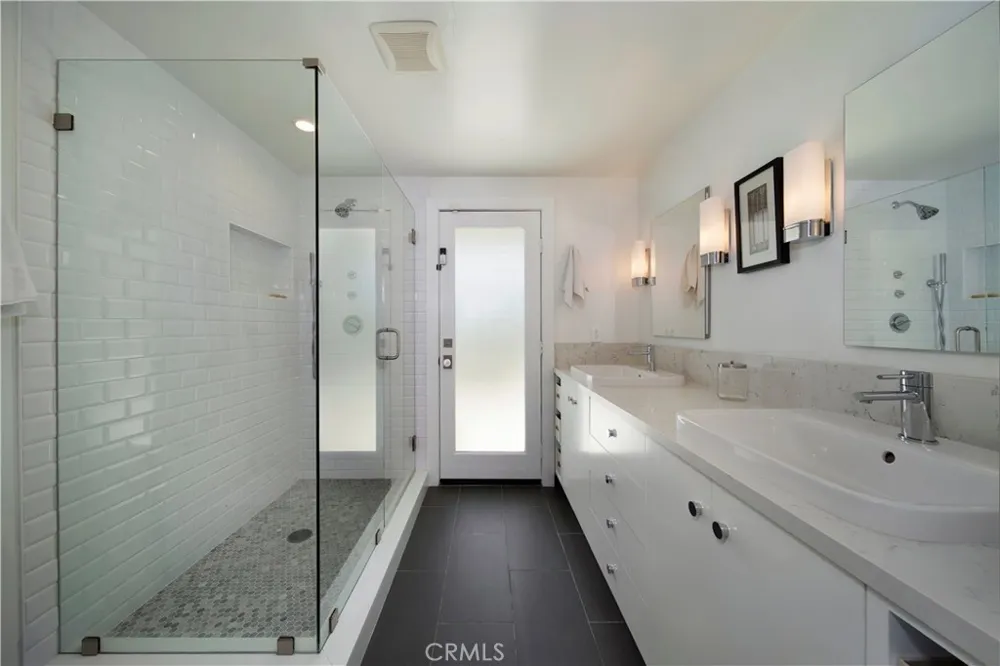 927 Bellis Street Newport Beach, CA 92660