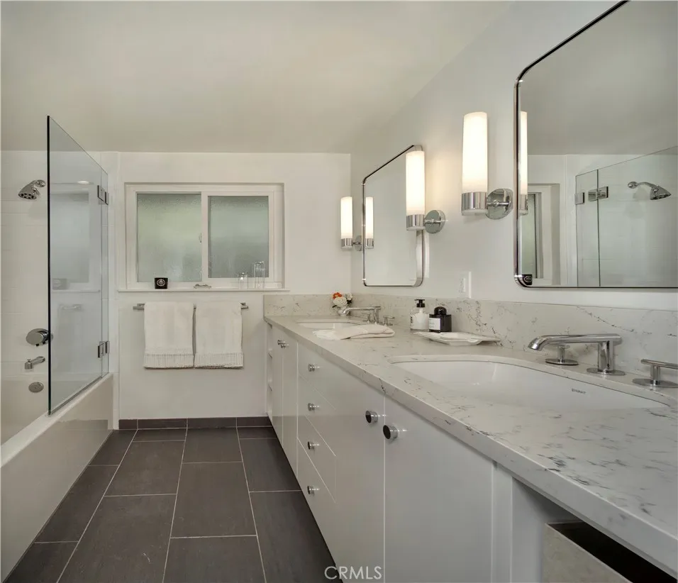 927 Bellis Street Newport Beach, CA 92660