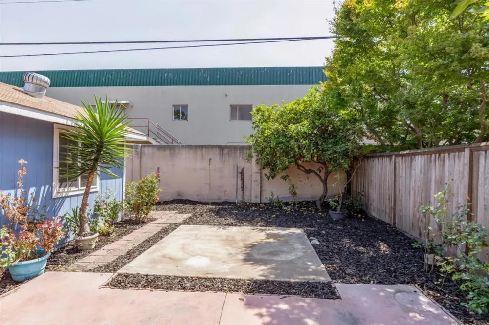 1138 Stoneylake Court Sunnyvale, CA 94089