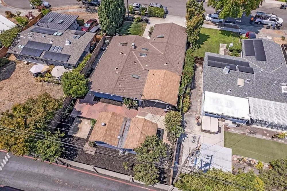 1138 Stoneylake Court Sunnyvale, CA 94089
