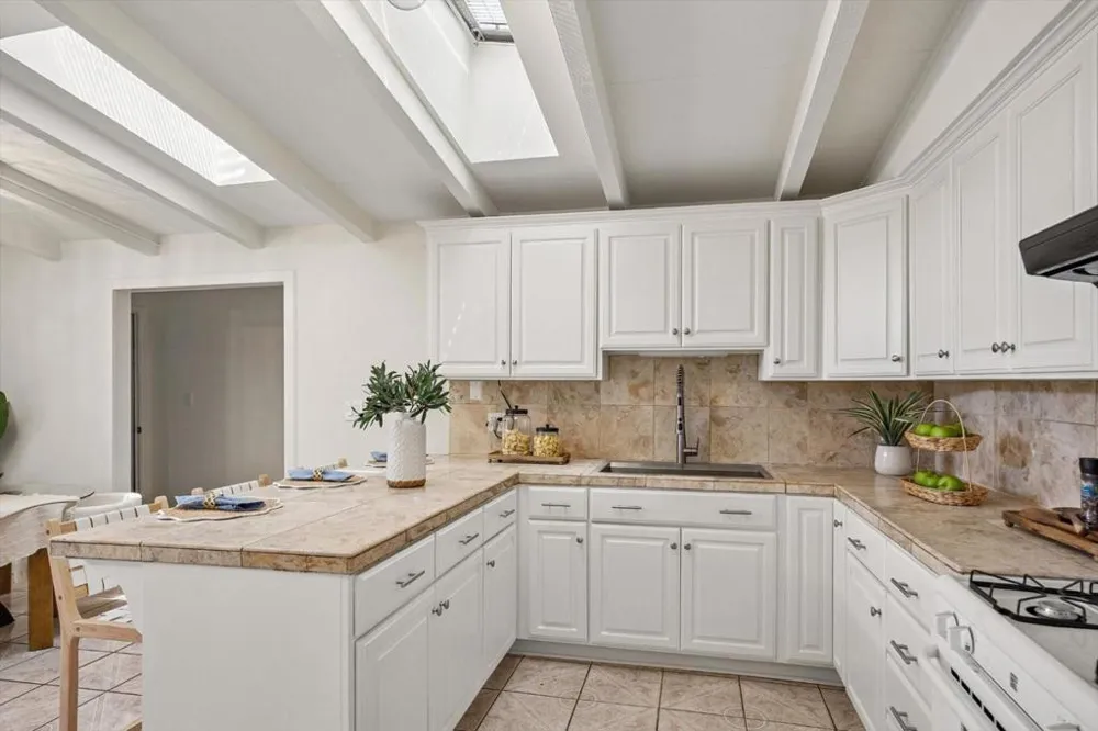 1138 Stoneylake Court Sunnyvale, CA 94089