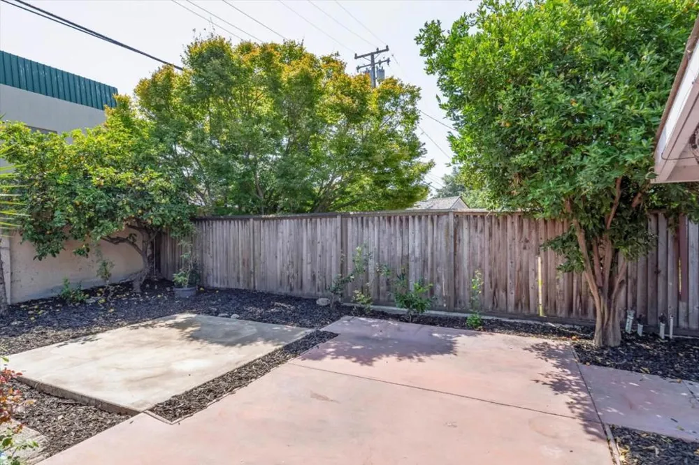 1138 Stoneylake Court Sunnyvale, CA 94089