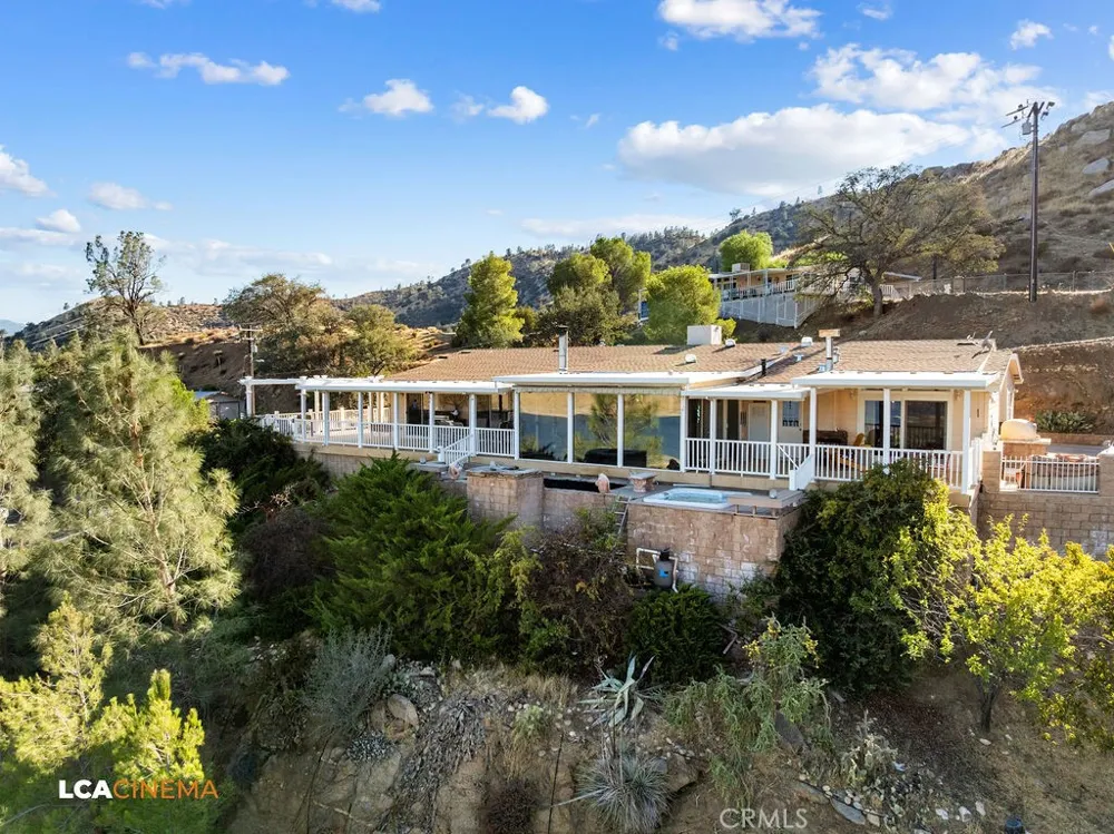2 Deodar Wofford Heights, CA 93285