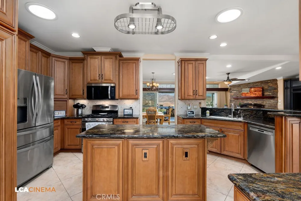 2 Deodar Wofford Heights, CA 93285