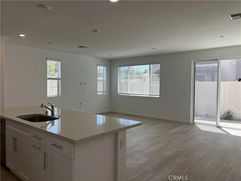 4801 Arroyo Run Moorpark, CA 93021