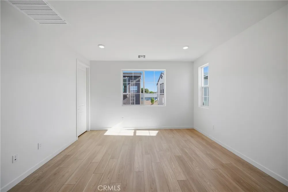 4801 Arroyo Run Moorpark, CA 93021