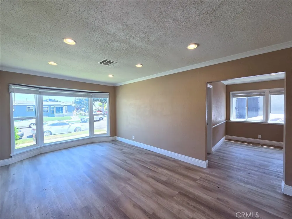 705 Hillford Avenue Compton, CA 90220
