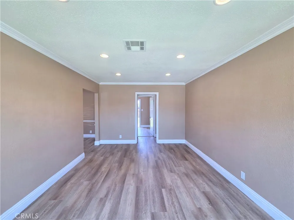 705 Hillford Avenue Compton, CA 90220