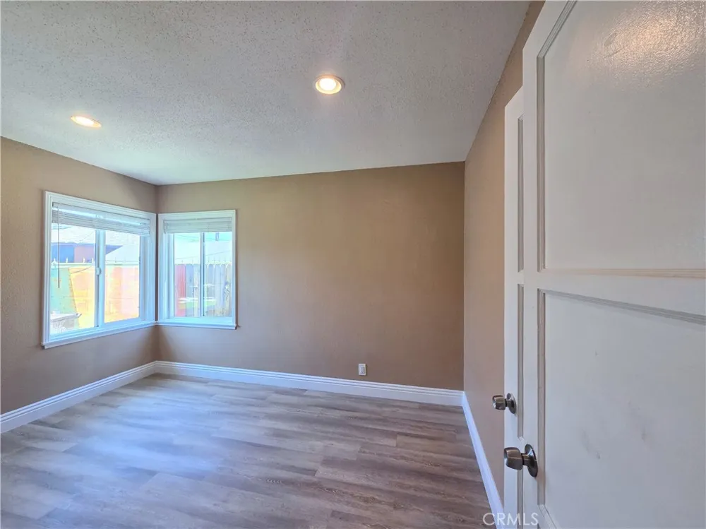 705 Hillford Avenue Compton, CA 90220