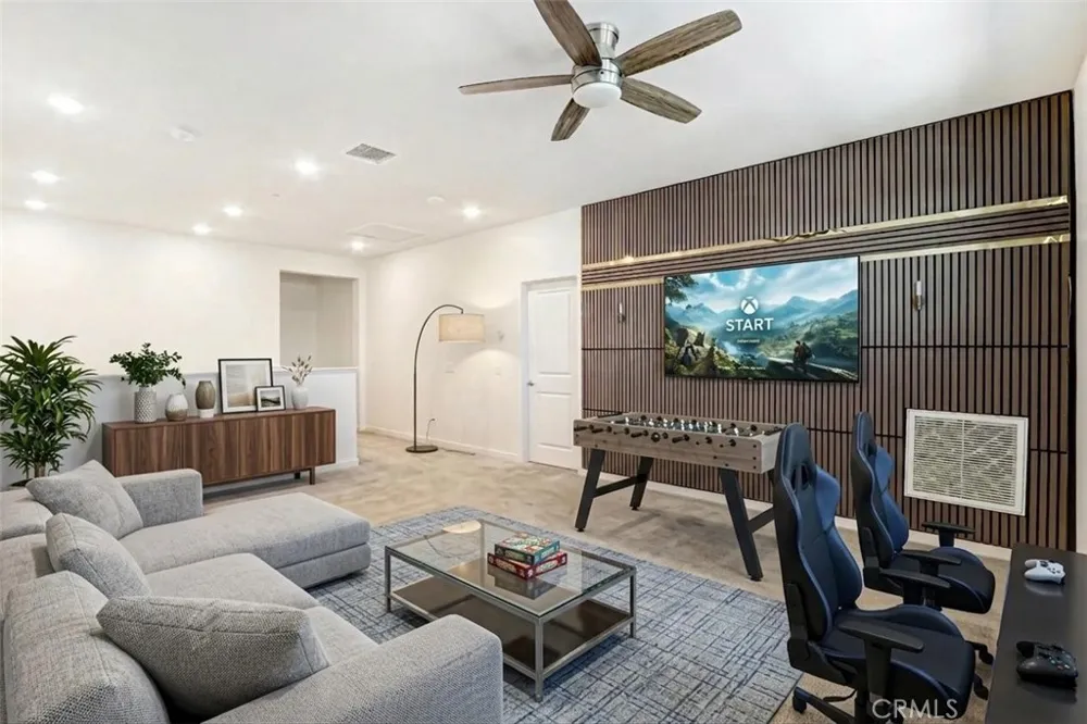 2670 E Embry Ln Ontario, CA 91762