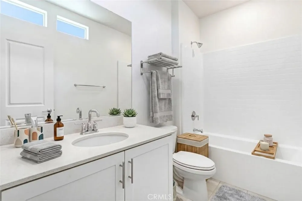 2670 E Embry Ln Ontario, CA 91762