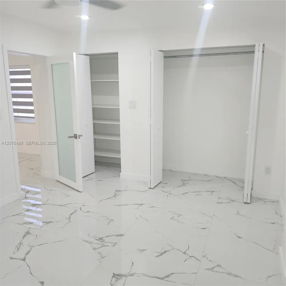 730 E 17th St Hialeah, FL 33010