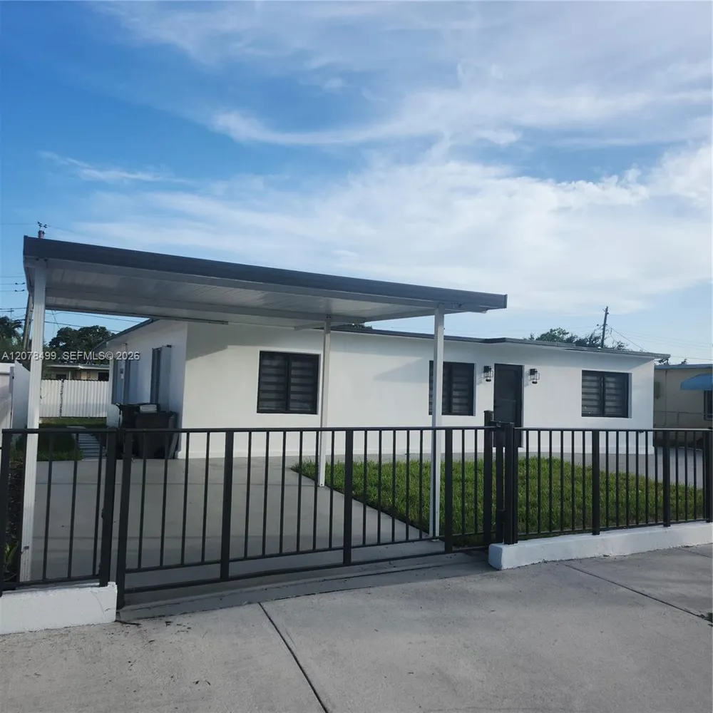 730 E 17th St Hialeah, FL 33010