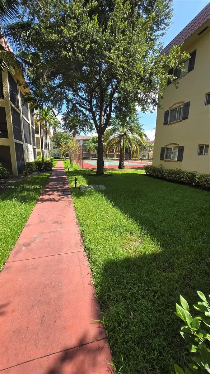 251 S Cypress Rd #135 Pompano Beach, FL 33060