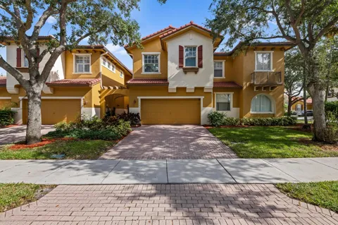 11945 NW 57th Manor