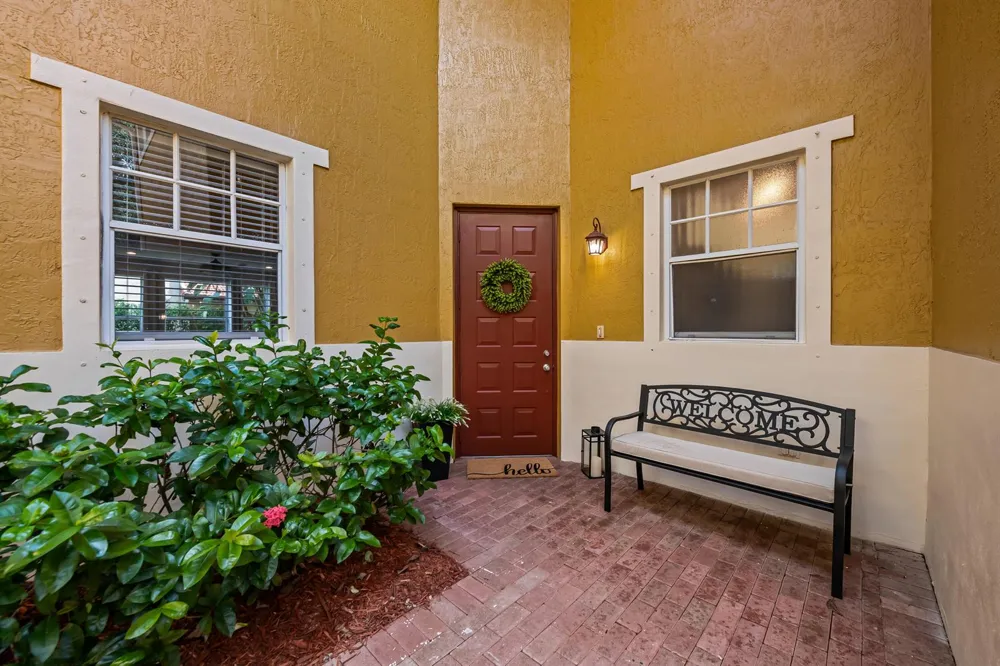 11945 NW 57th Manor Coral Springs, FL 33076