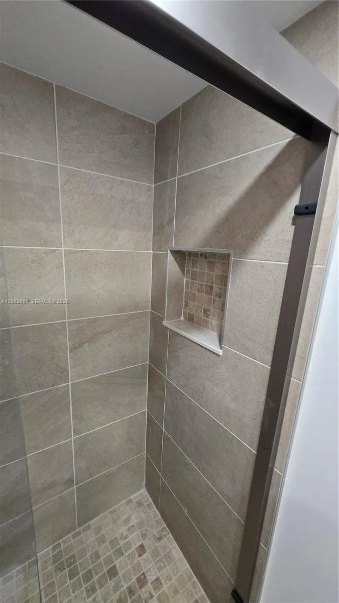 255 S Cypress Rd #307 Pompano Beach, FL 33060