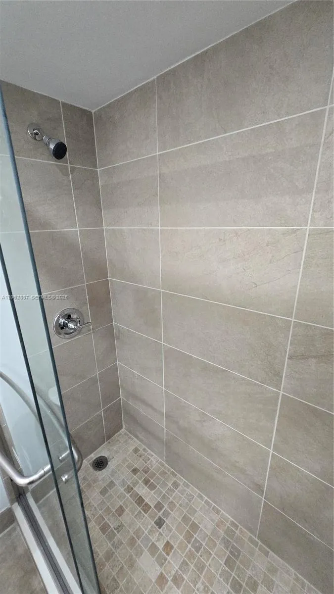 255 S Cypress Rd #307 Pompano Beach, FL 33060