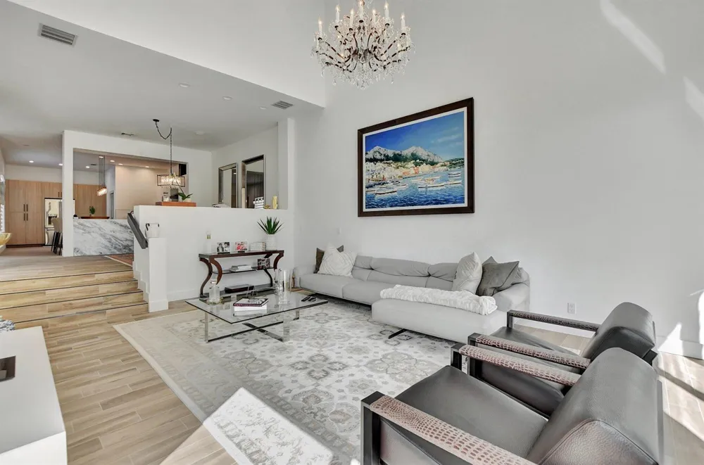 7477 CAMPO FLORIDO Boca Raton, FL 33433