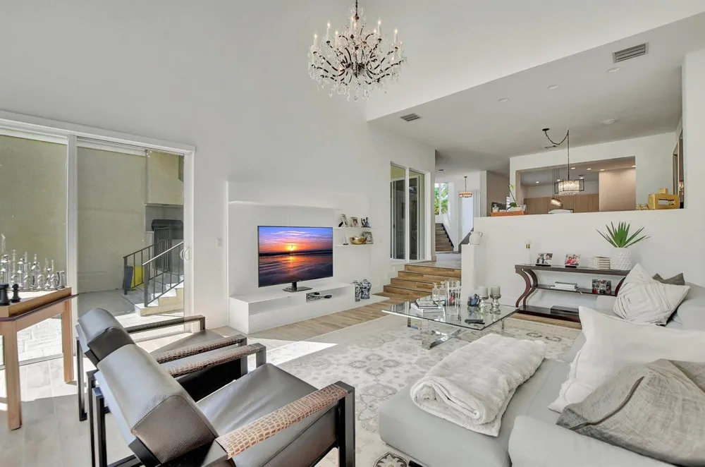 7477 CAMPO FLORIDO Boca Raton, FL 33433