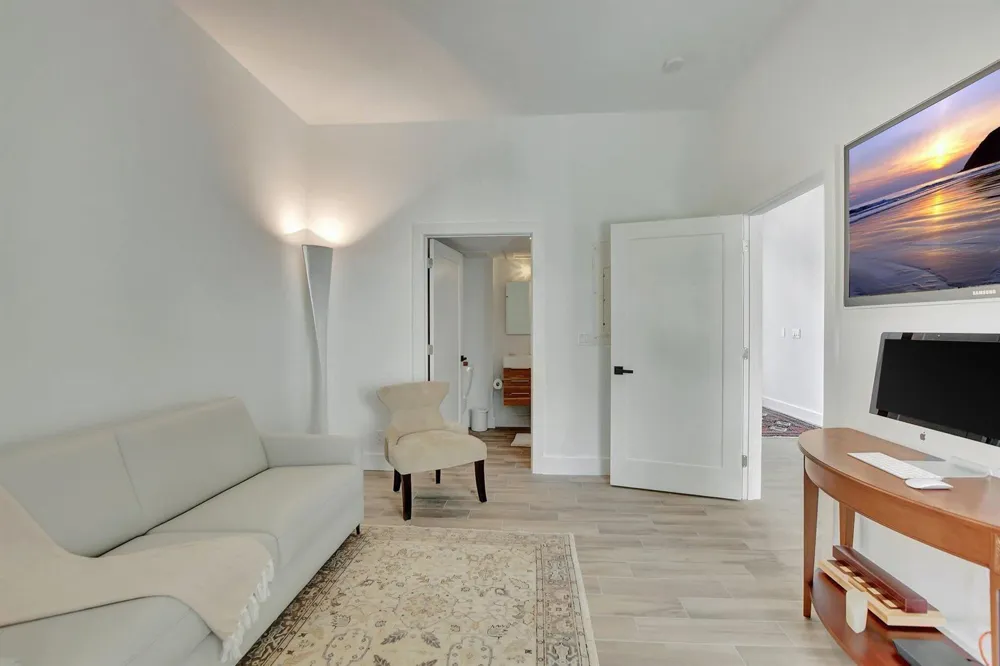 7477 CAMPO FLORIDO Boca Raton, FL 33433