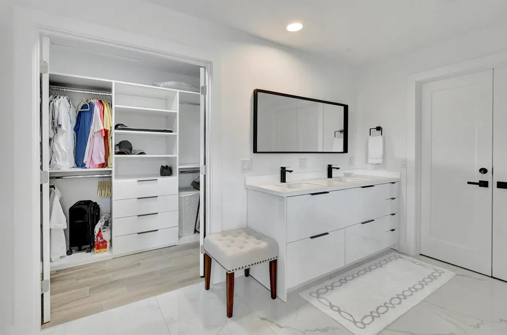 7477 CAMPO FLORIDO Boca Raton, FL 33433