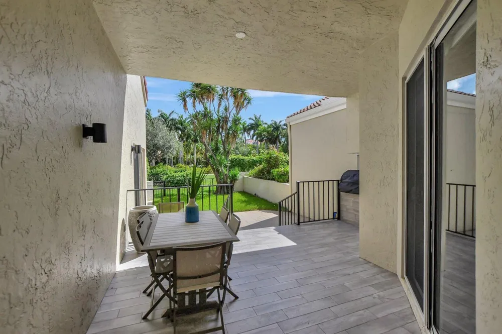 7477 CAMPO FLORIDO Boca Raton, FL 33433