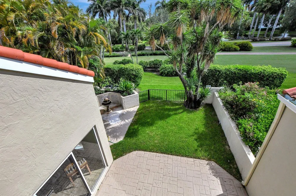 7477 CAMPO FLORIDO Boca Raton, FL 33433