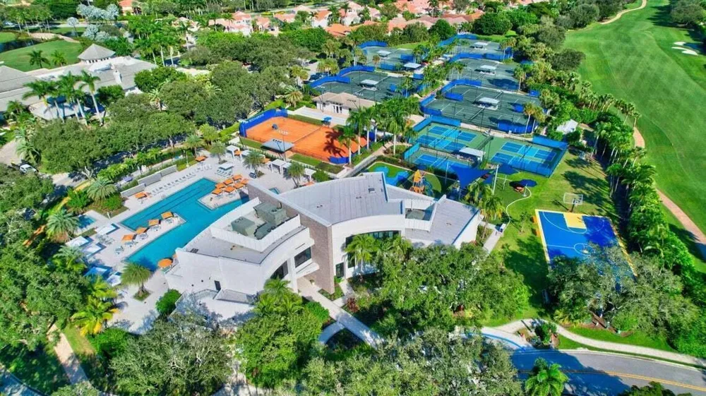 7477 CAMPO FLORIDO Boca Raton, FL 33433