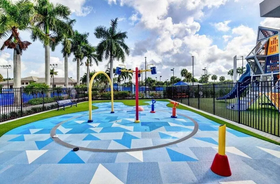 7477 CAMPO FLORIDO Boca Raton, FL 33433