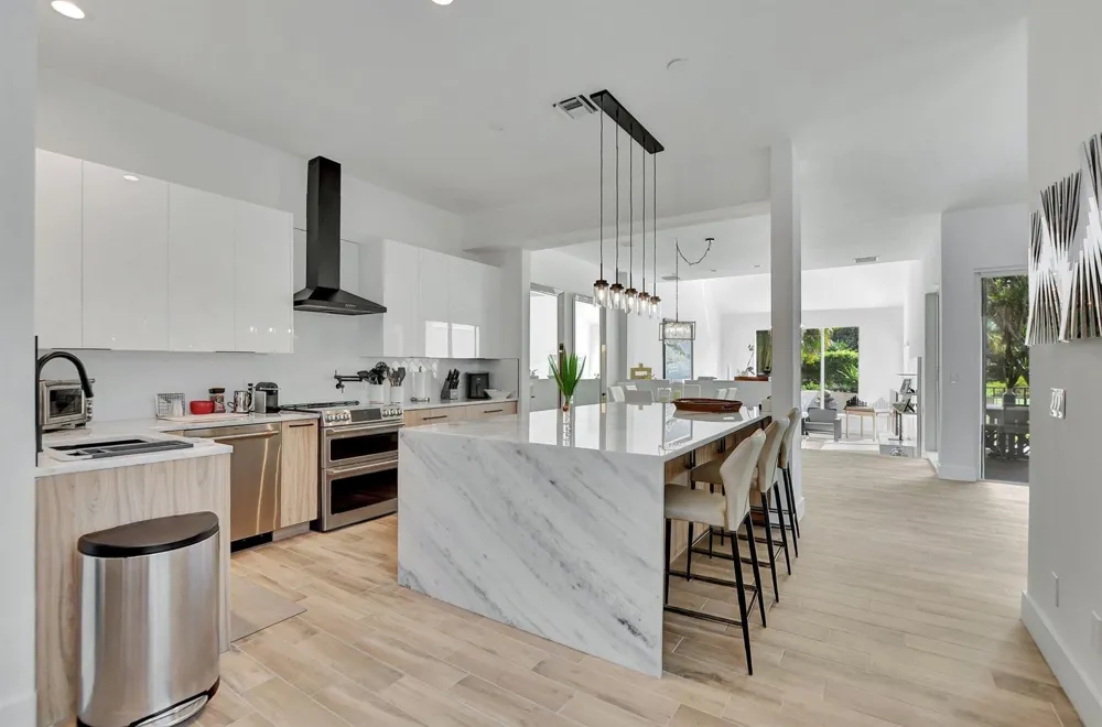 7477 CAMPO FLORIDO Boca Raton, FL 33433