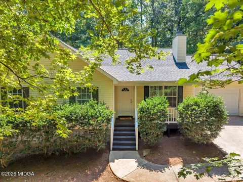 531 Starling Drive