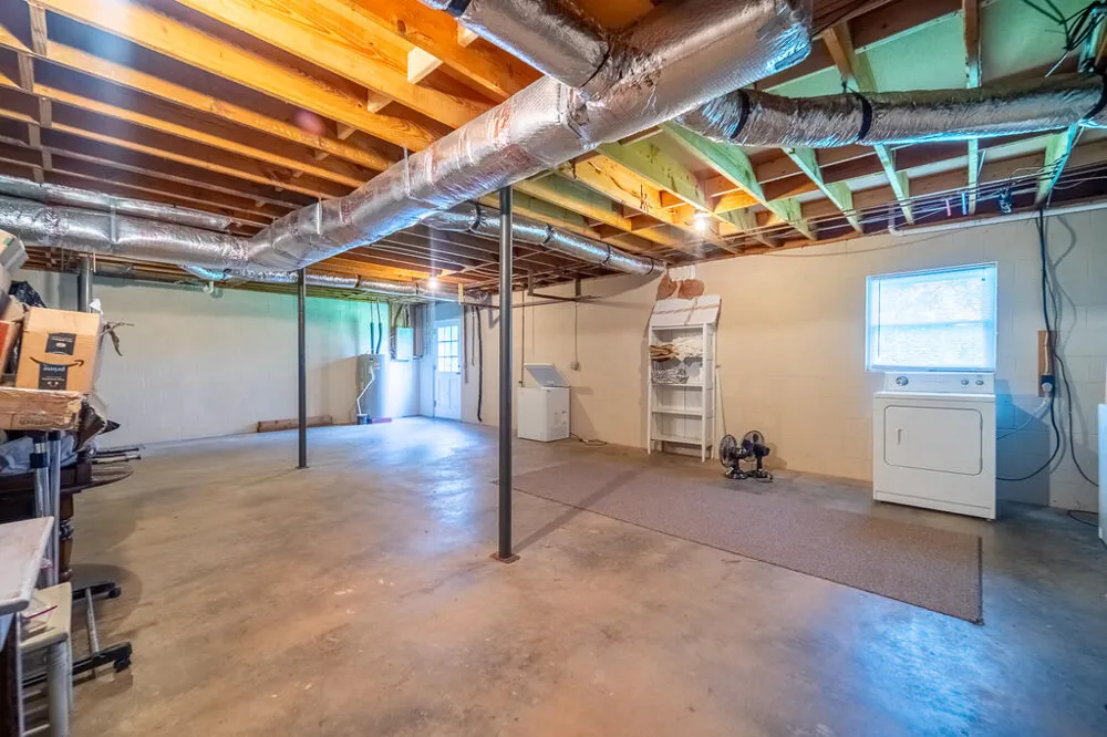 Allman Dr Franklin, NC 28734