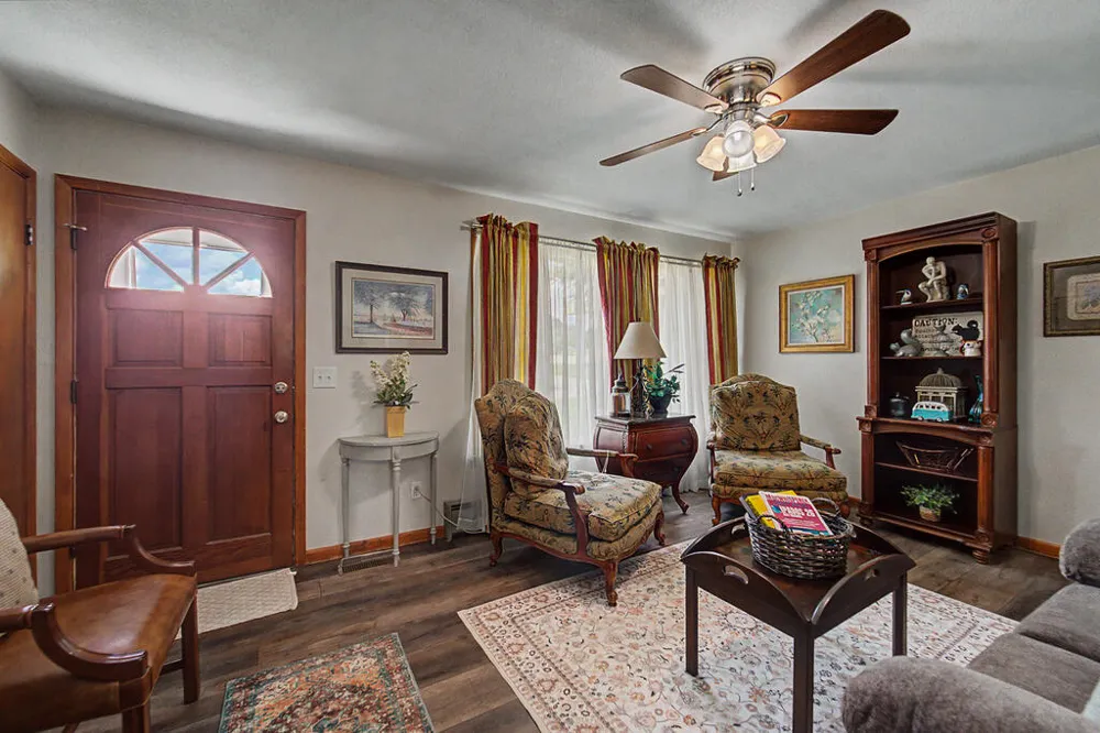Allman Dr Franklin, NC 28734