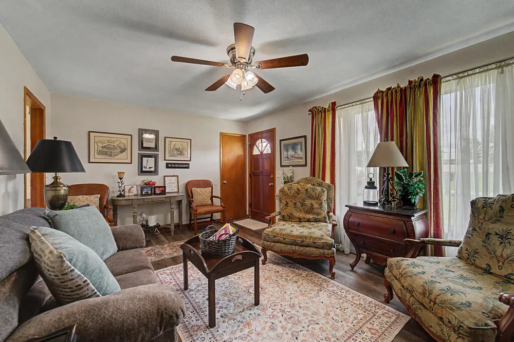 Allman Dr Franklin, NC 28734