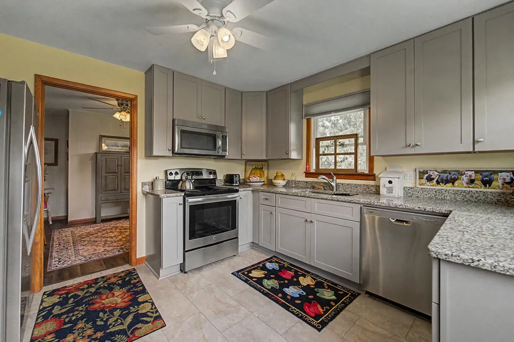Allman Dr Franklin, NC 28734