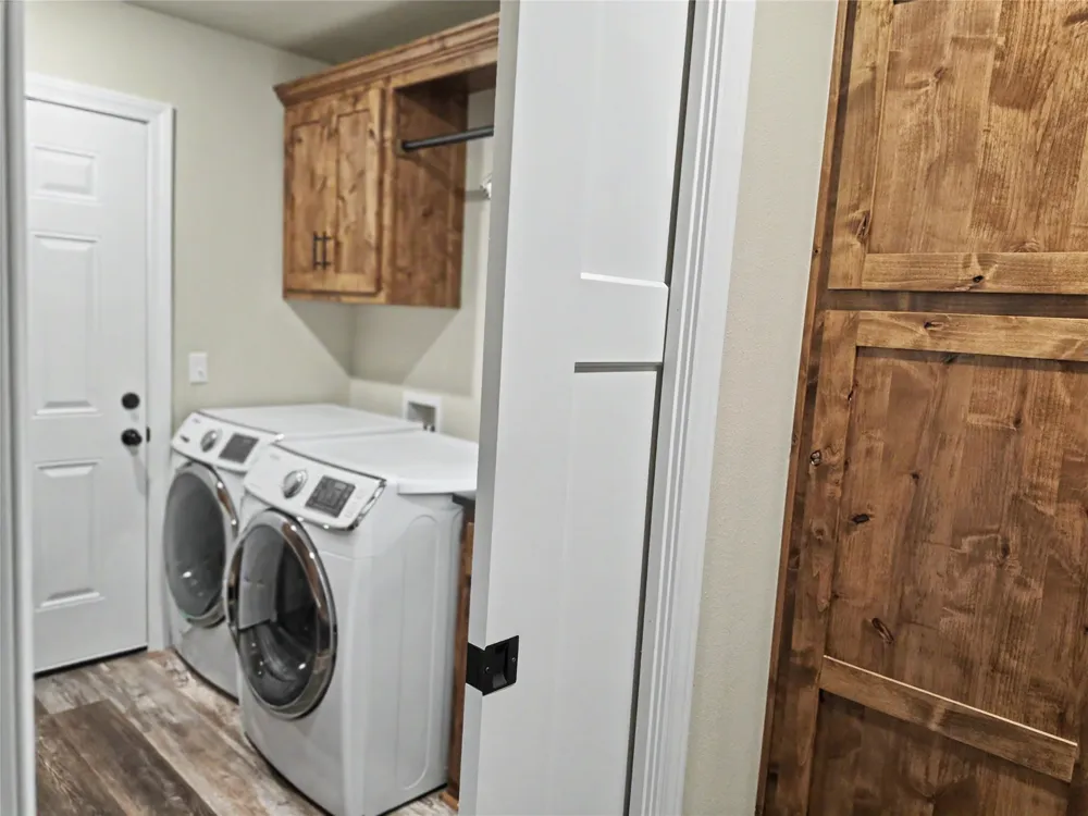 16068 W Jones Road Tahlequah, OK 74464