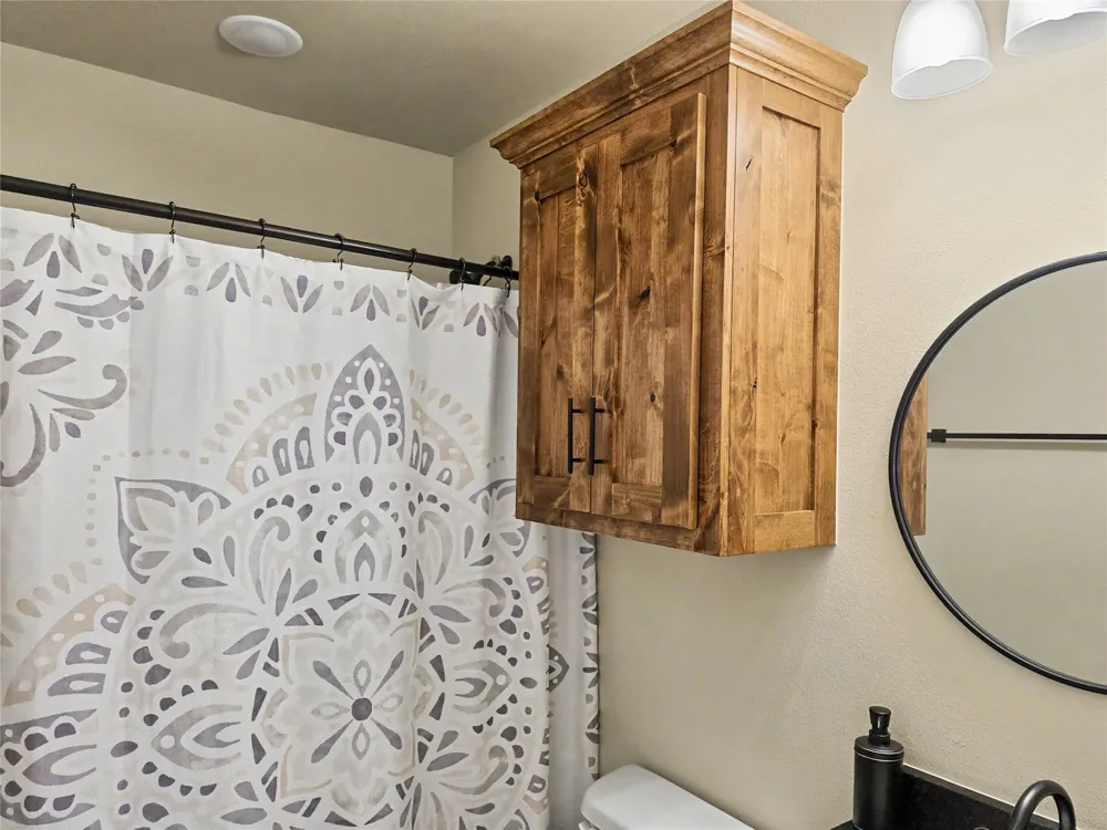 16068 W Jones Road Tahlequah, OK 74464