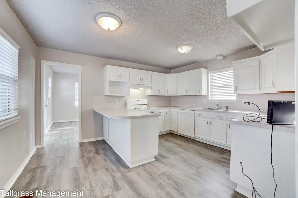 200 W 44th Street Sand Springs, OK 74063