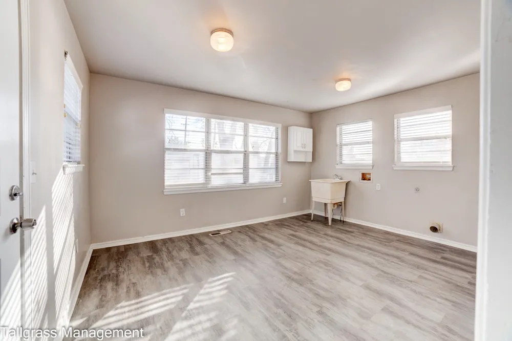 200 W 44th Street Sand Springs, OK 74063