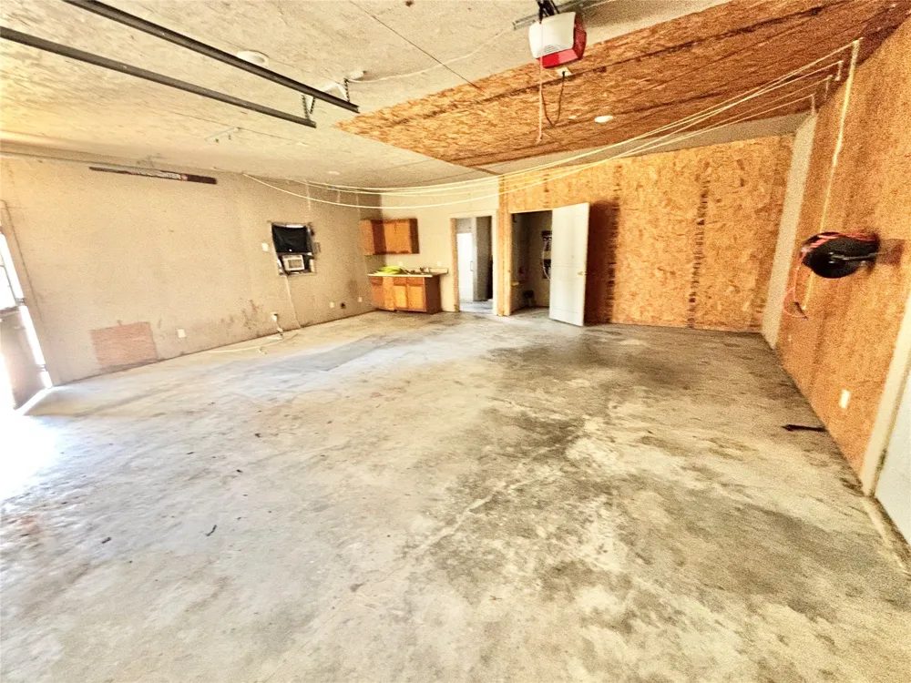 143 BK 700 ROAD Stigler, OK 74462