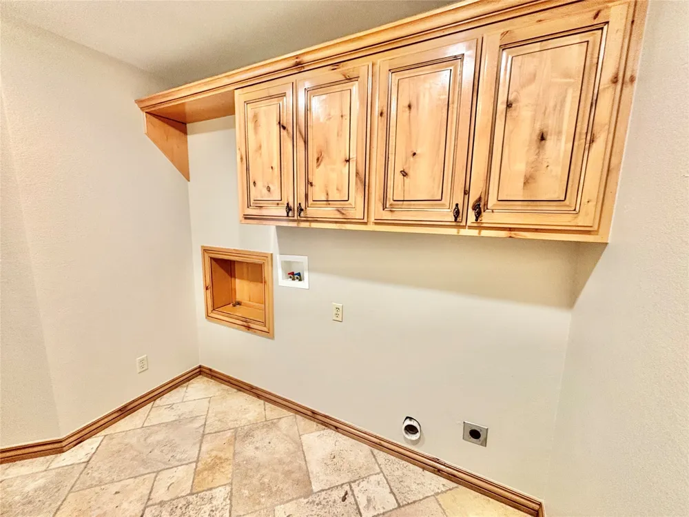 143 BK 700 ROAD Stigler, OK 74462