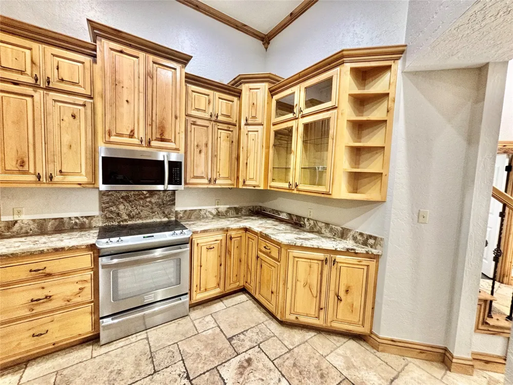 143 BK 700 ROAD Stigler, OK 74462