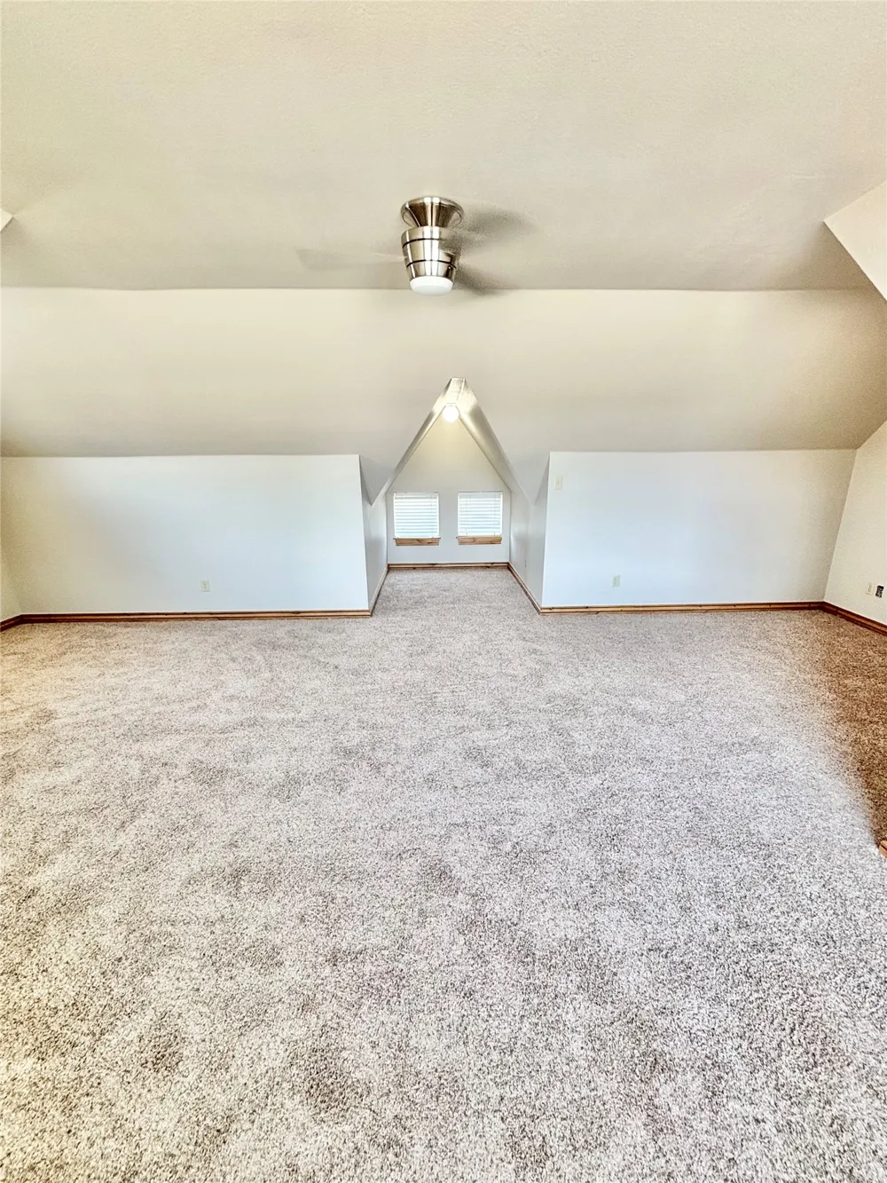 143 BK 700 ROAD Stigler, OK 74462