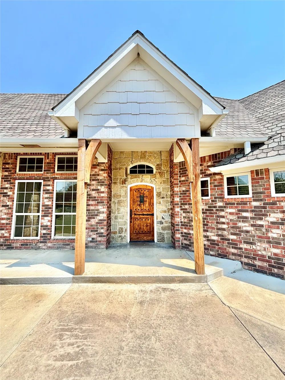 143 BK 700 ROAD Stigler, OK 74462