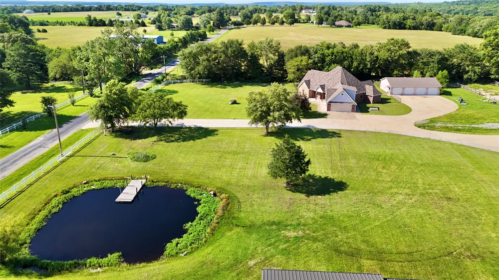 143 BK 700 ROAD Stigler, OK 74462